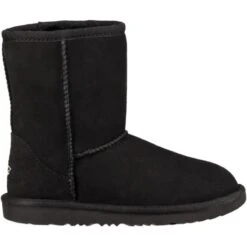 Ugg Classic II Boot - Kids' 12 Ugg Classic II Boot - Kids' -Outdoor Shoe Store BLA 32
