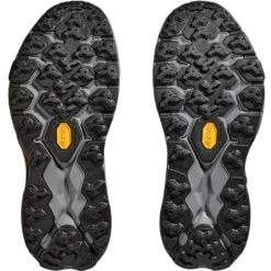 Hoka Speedgoat 5 GTX Trail Run Shoe - Women's -Outdoor Shoe Store BLABLA D3