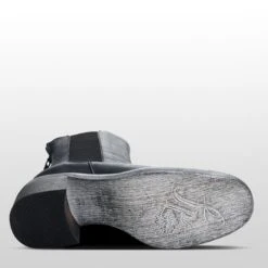 FREE PEOPLE Essential Chelsea Boot - Women's -Outdoor Shoe Store BLA D4 21