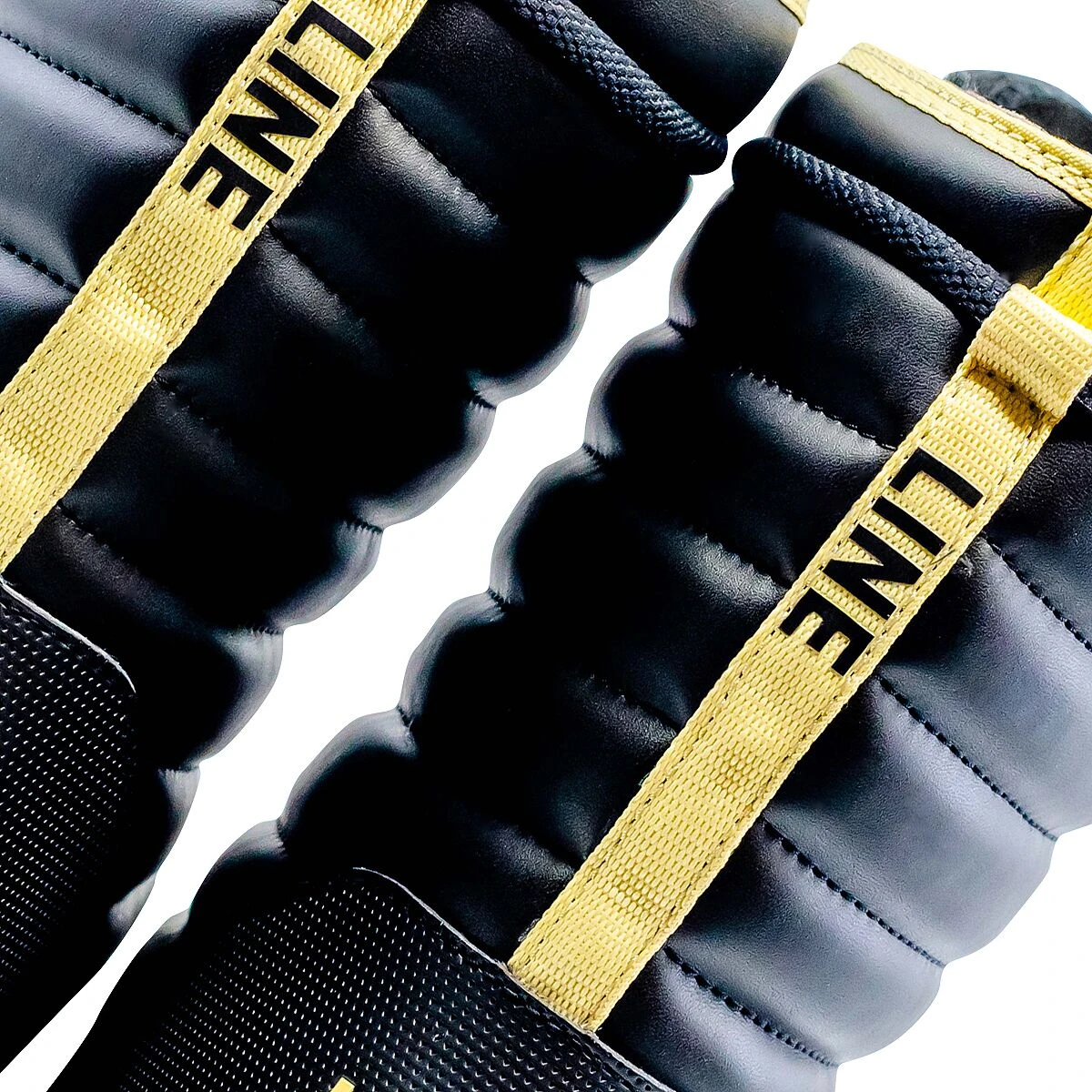 LINE Bootie 2.0 1 LINE Bootie 2.0