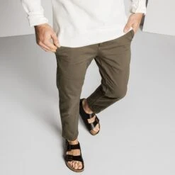 Birkenstock Milano Soft Footbed Sandal - Men's -Outdoor Shoe Store BN D9 1