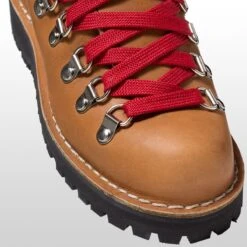 Danner Mountain Light Boot - Women's 14 Danner Mountain Light Boot - Women's -Outdoor Shoe Store CAS D18