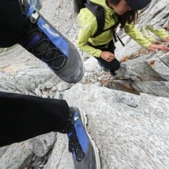 On Running Cloudalpine Waterproof Hiking Boot - Women's -Outdoor Shoe Store COBLIM D9