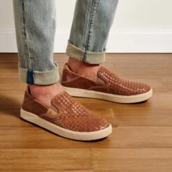 OluKai Lae'ahi Lauhala Shoe - Men's -Outdoor Shoe Store FOXFOX D5