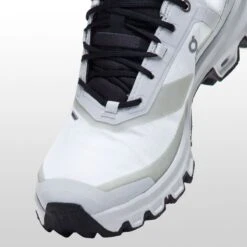 On Running Cloudventure Waterproof Trail Running Shoe - Women's -Outdoor Shoe Store GLABLA D11