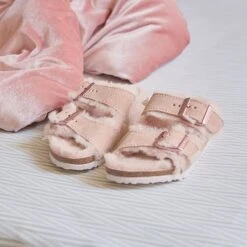 Birkenstock Arizona Shearling Lined Sandal - Kids' -Outdoor Shoe Store LIROLIRO D5