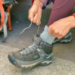 Keen Targhee III Mid Waterproof Hiking Boot - Women's