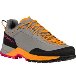 La Sportiva TX Guide Approach Shoe - Women's -Outdoor Shoe Store MOOMAR D1