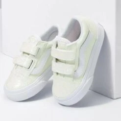 Vans Glow Old Skool V Shoe - Kids' -Outdoor Shoe Store NEGLCHBLMU D11