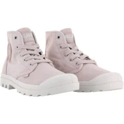 Palladium Pampa Hi Shoe - Women's 12 Palladium Pampa Hi Shoe - Women's -Outdoor Shoe Store ROSSMO D2