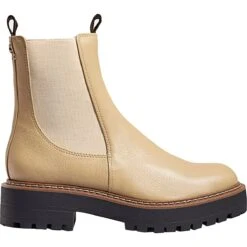 Sam Edelman Laguna Chelsea Boot - Women's -Outdoor Shoe Store SES 1