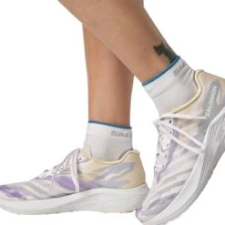 Salomon Aero Volt Running Shoe - Women's -Outdoor Shoe Store TEPEPEBLWH D1