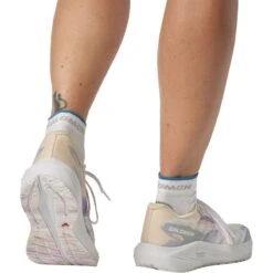 Salomon Aero Volt Running Shoe - Women's -Outdoor Shoe Store TEPEPEBLWH D2