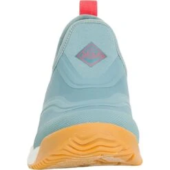 Muck Boots Outscape Low Shoe - Women's -Outdoor Shoe Store TROBLU D10