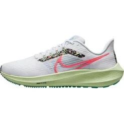 Nike Air Zoom Pegasus 39 Running Shoe - Women's -Outdoor Shoe Store WHHOPUCOBL